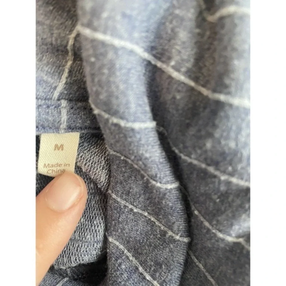 Soft Surroundings Lovett Top‎ Blue Waterfall Striped Tunic Top Size Medium - Picture 5 of 6